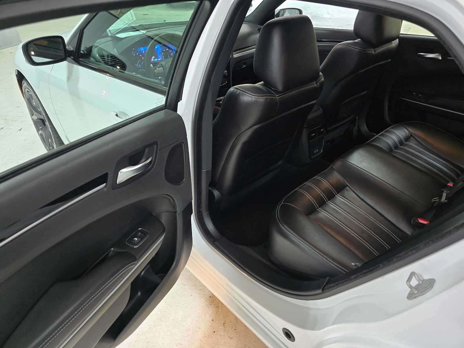 2023 Chrysler 300 300S