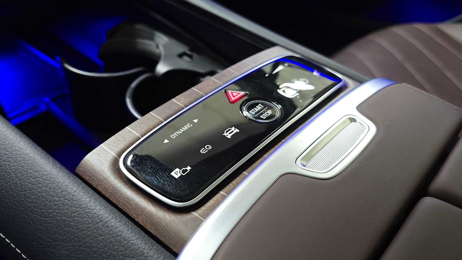2026 Mercedes-Benz EQS 400 4MATIC® SUV