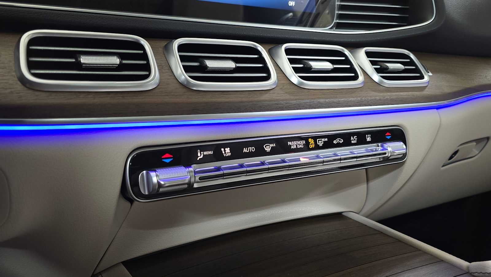 2026 Mercedes-Benz GLE 450e GLE 450e