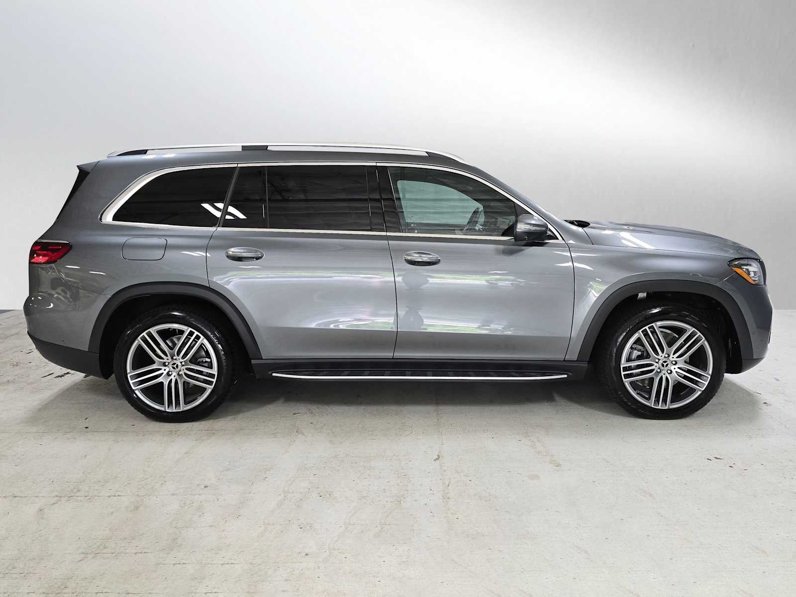2026 Mercedes-Benz GLS 450 4MATIC® SUV
