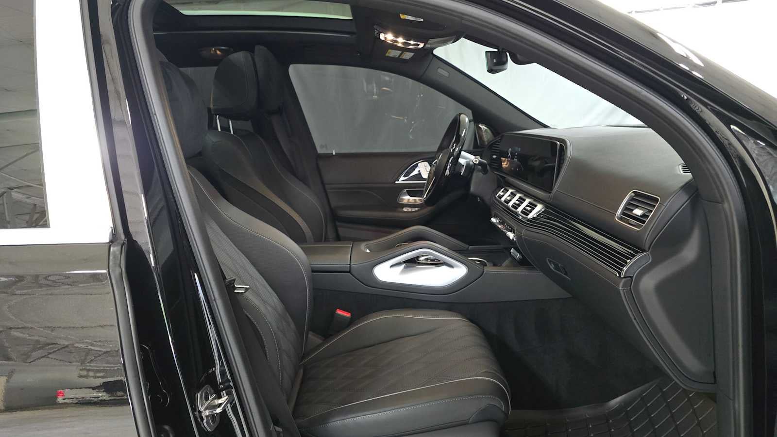 2025 Mercedes-Benz Maybach GLS 600 4MATIC® SUV