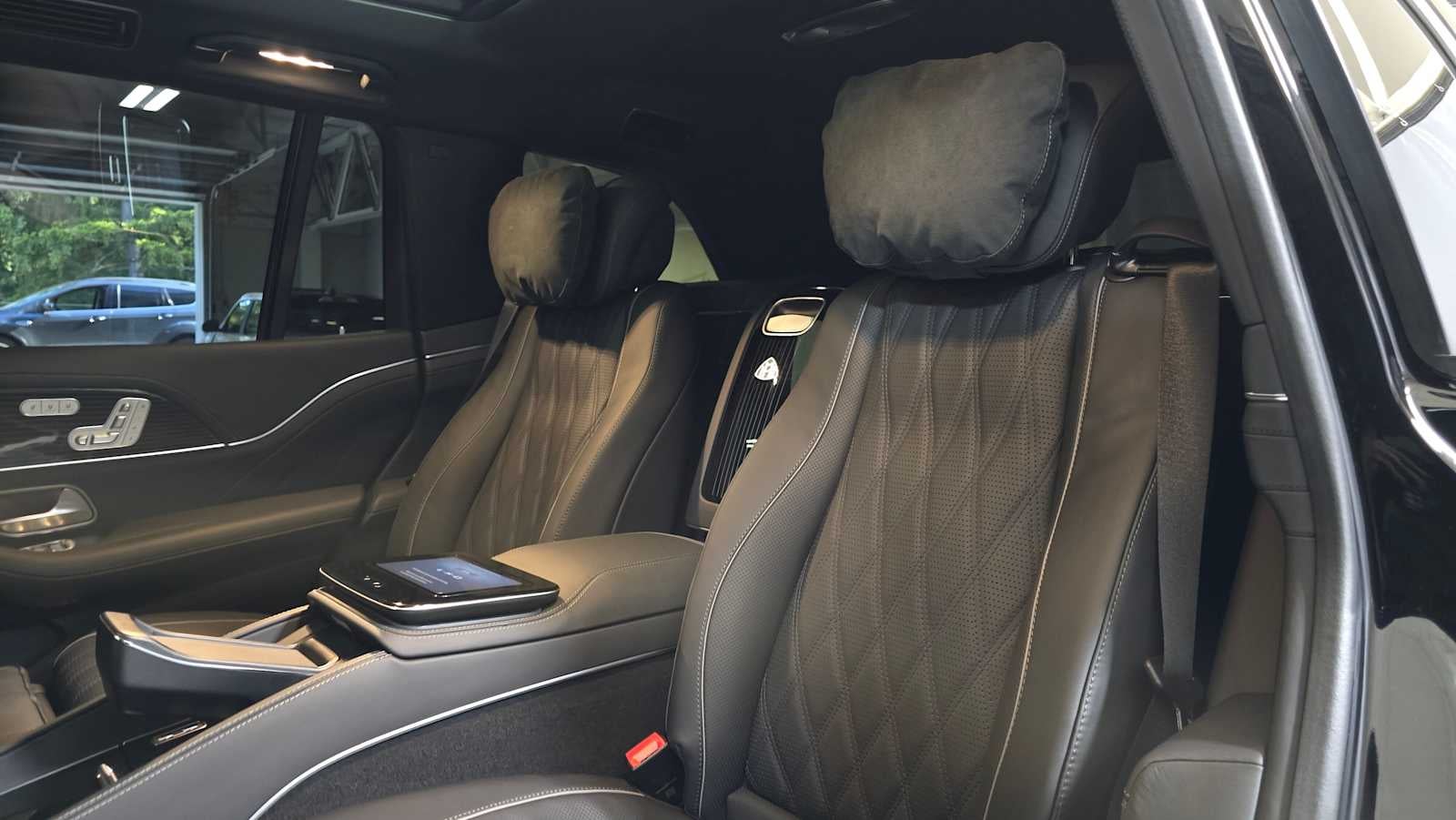 2025 Mercedes-Benz Maybach GLS 600 4MATIC® SUV