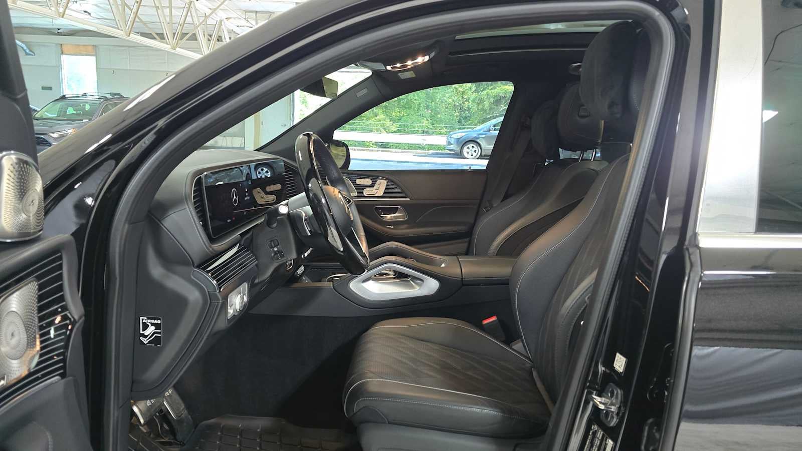 2025 Mercedes-Benz Maybach GLS 600 4MATIC® SUV