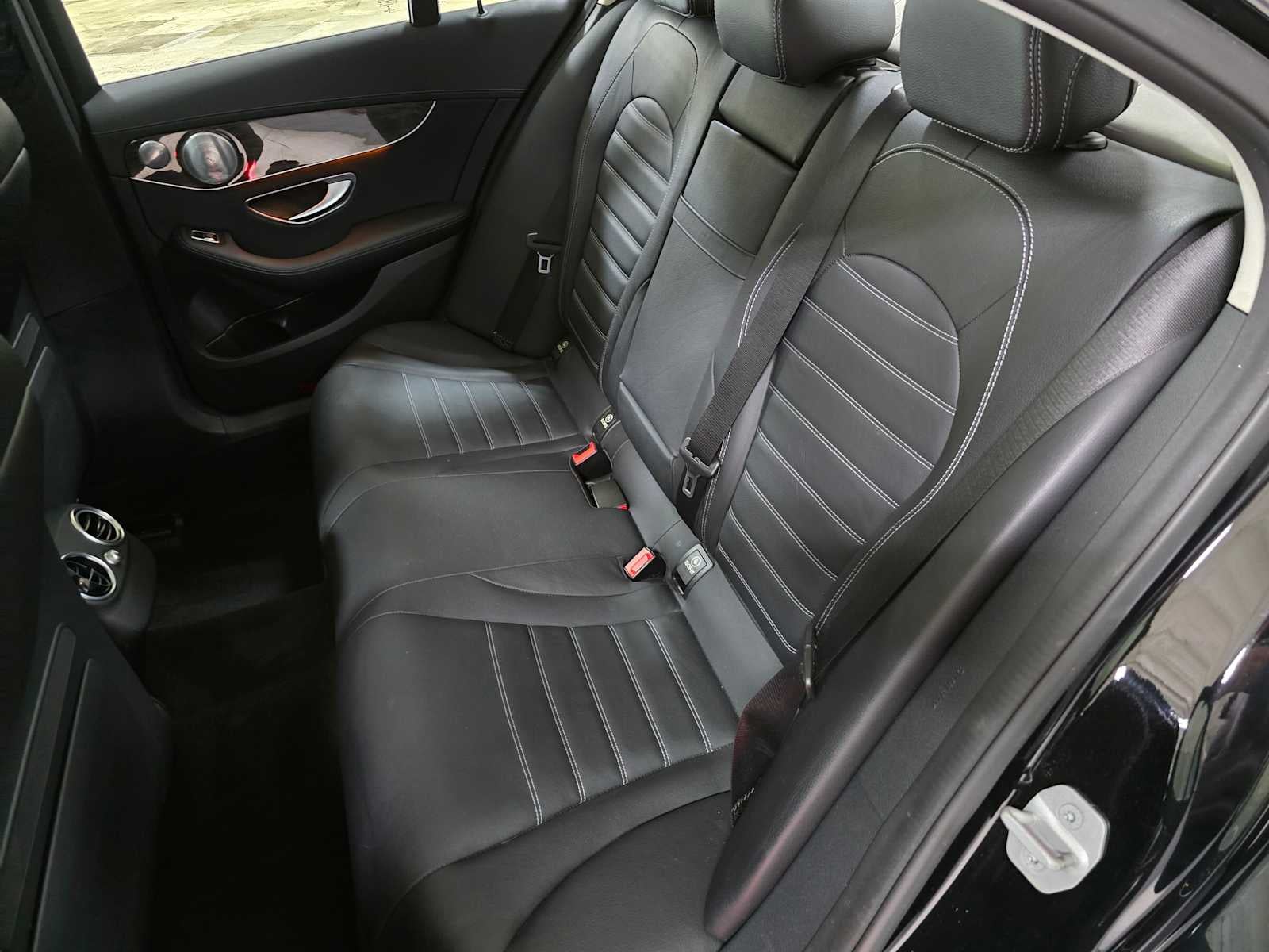 2016 Mercedes-Benz C 350e 4dr Sdn RWD