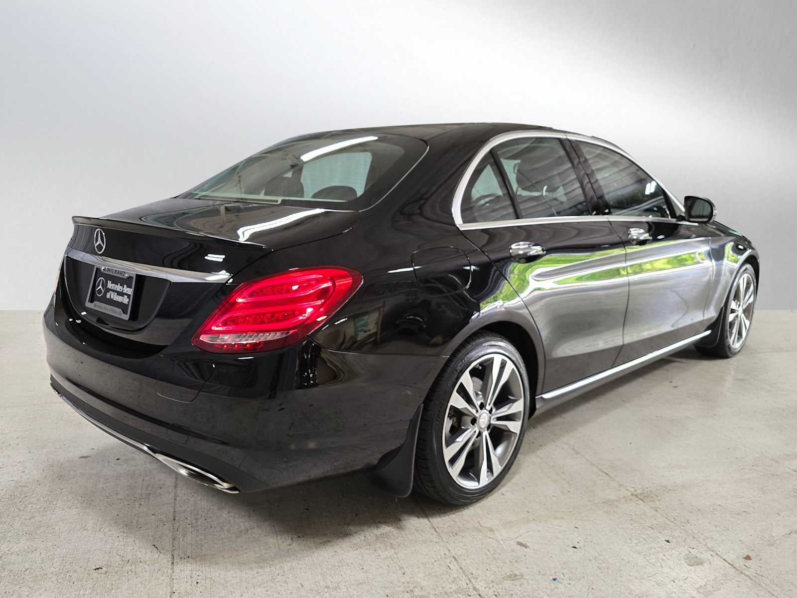 2016 Mercedes-Benz C 350e 4dr Sdn RWD