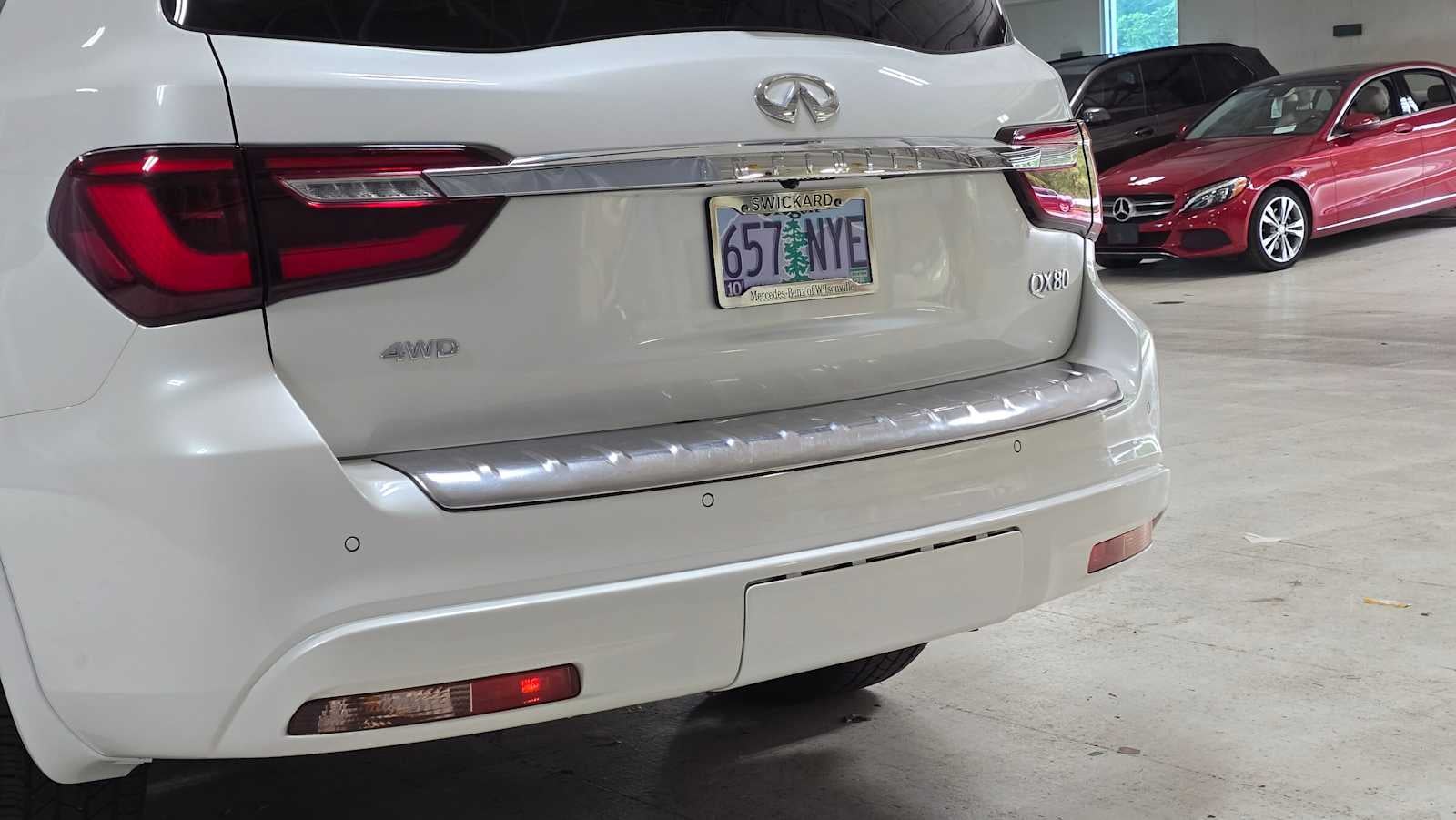 2023 INFINITI QX80 SENSORY