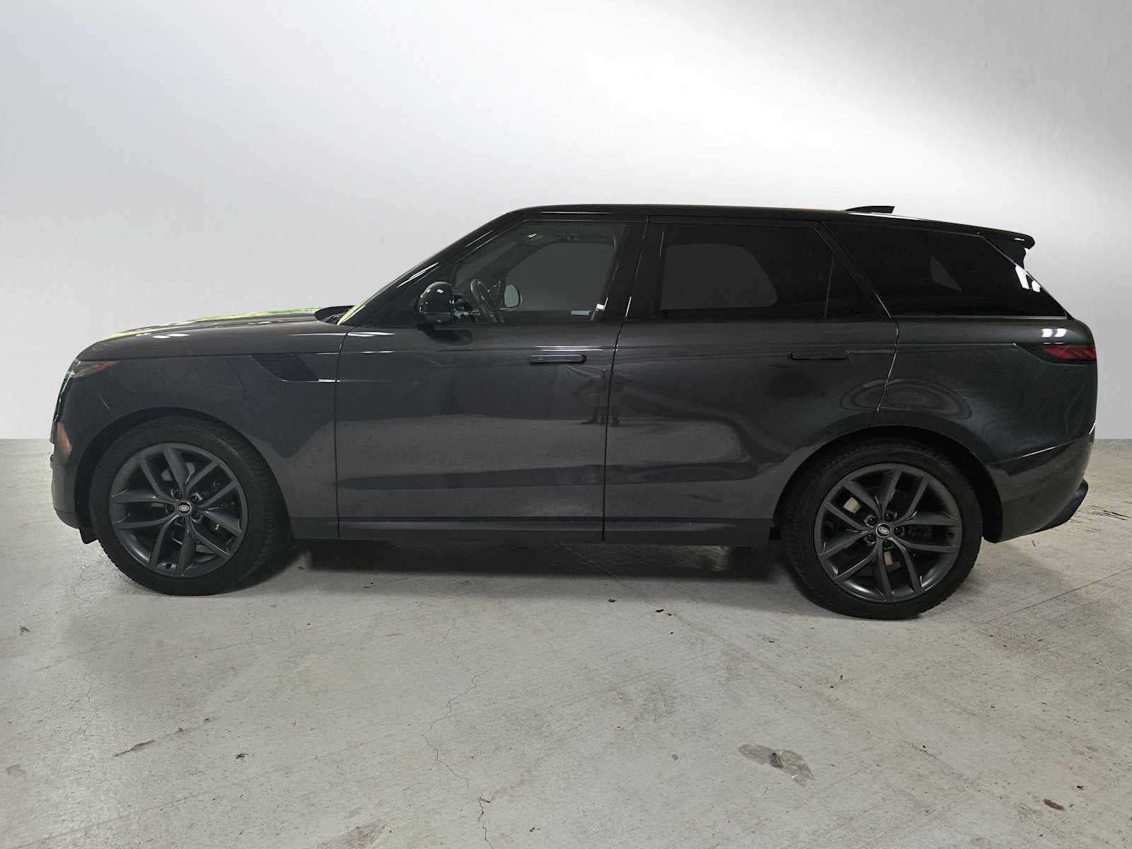 2024 Land Rover Range Rover Sport SE