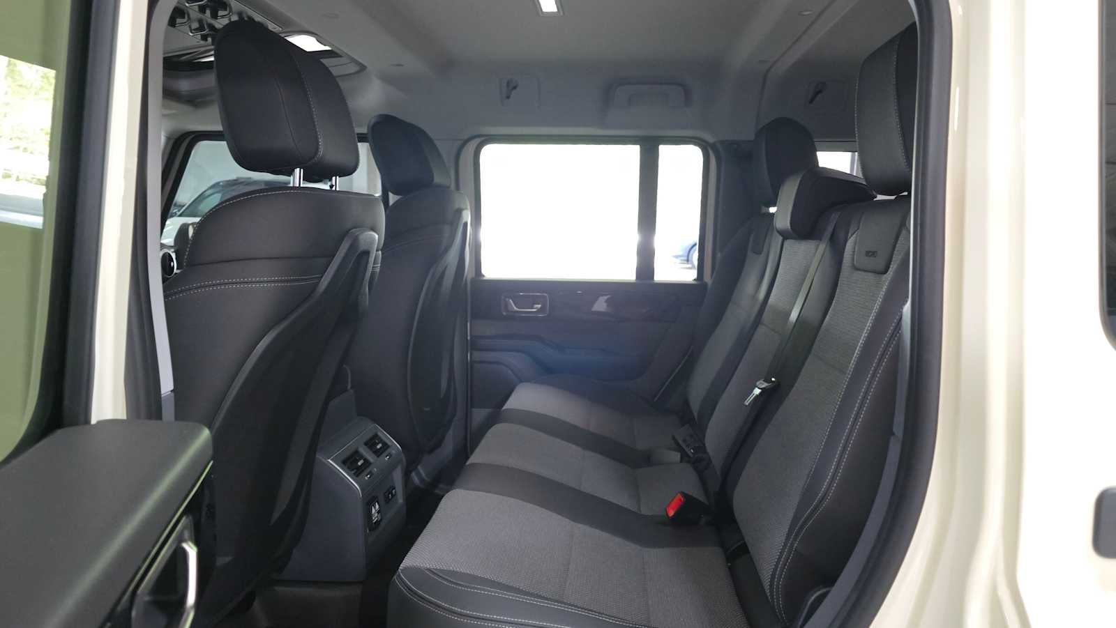 2024 INEOS Grenadier Station Wagon 4x4