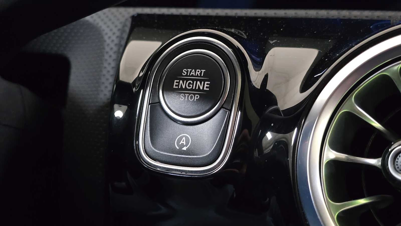 2025 Mercedes-Benz CLA 250 4MATIC® Coupe