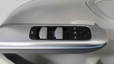 2026 Mercedes-Benz C 300 4MATIC® Sedan