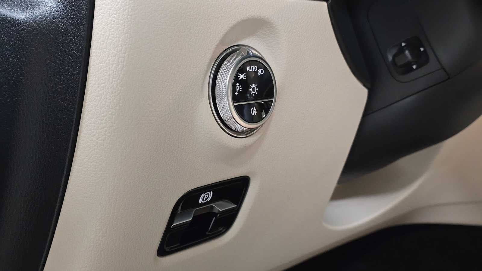 2026 Mercedes-Benz C 300 4MATIC® Sedan