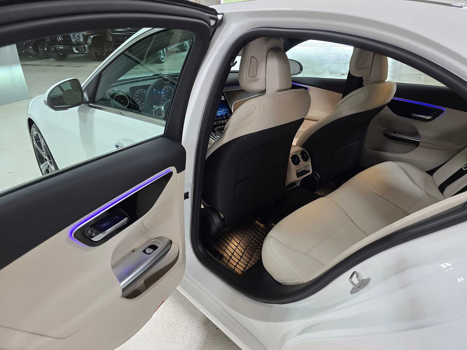 2026 Mercedes-Benz C 300 4MATIC® Sedan