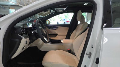 2026 Mercedes-Benz C 300 4MATIC® Sedan