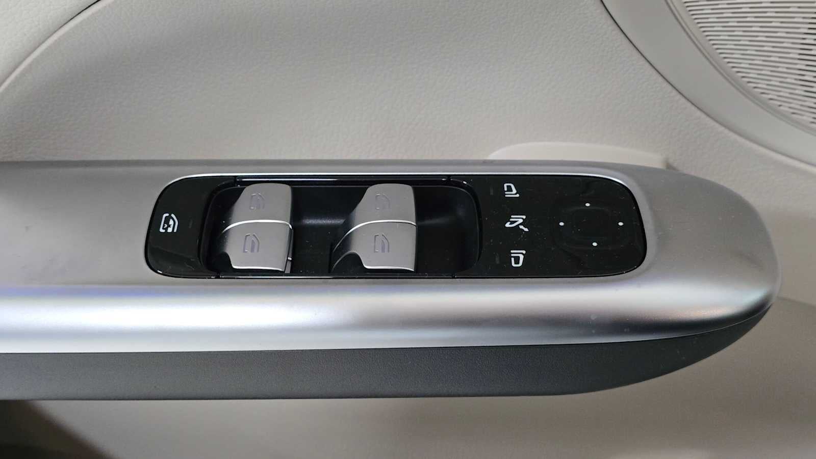 2026 Mercedes-Benz C 300 4MATIC® Sedan