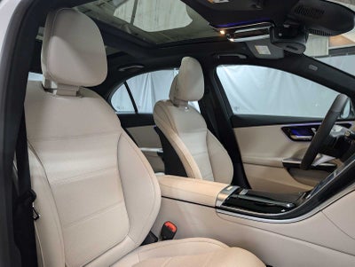 2025 Mercedes-Benz C 300 C 300