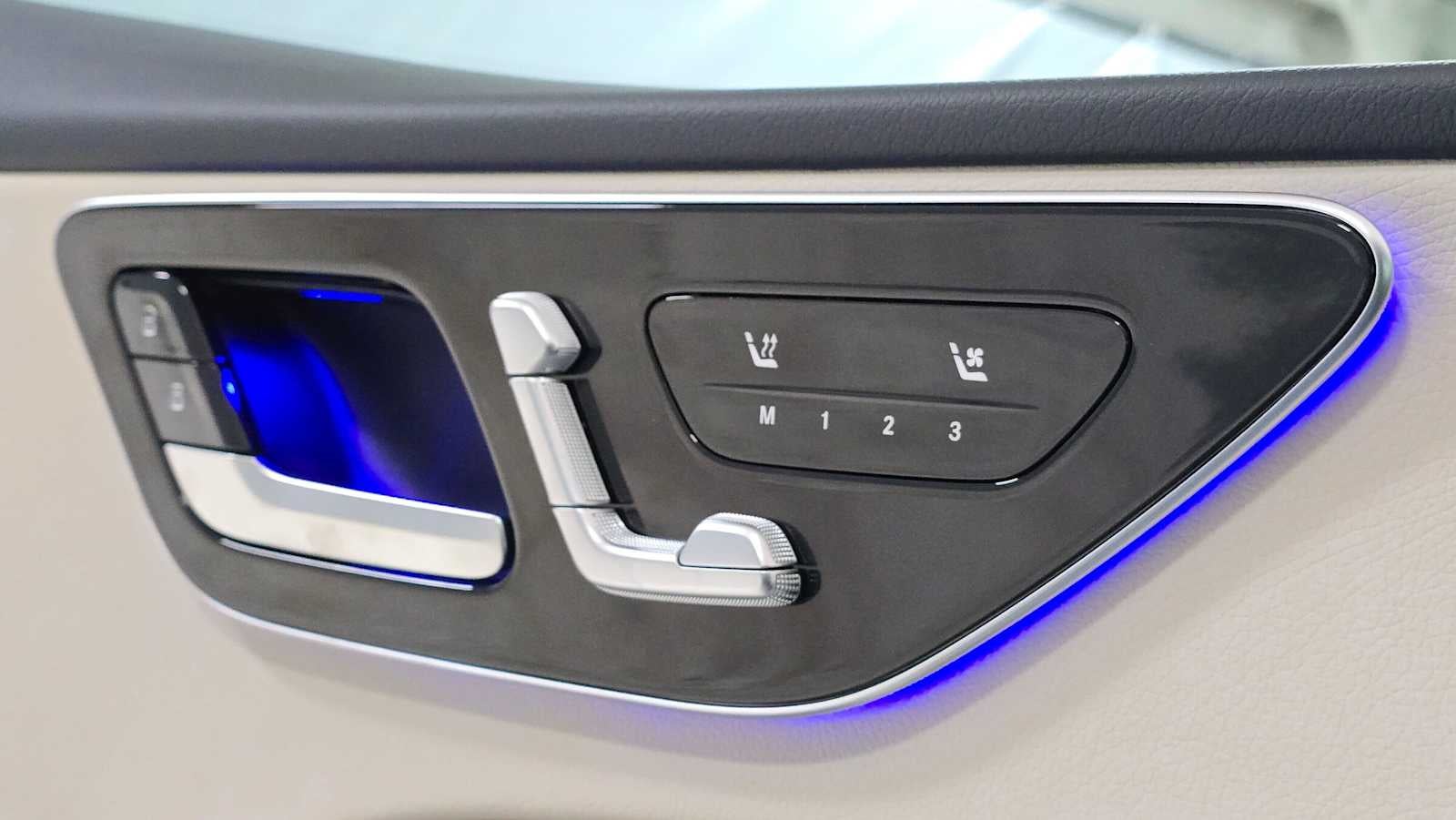 2026 Mercedes-Benz C 300 4MATIC® Sedan