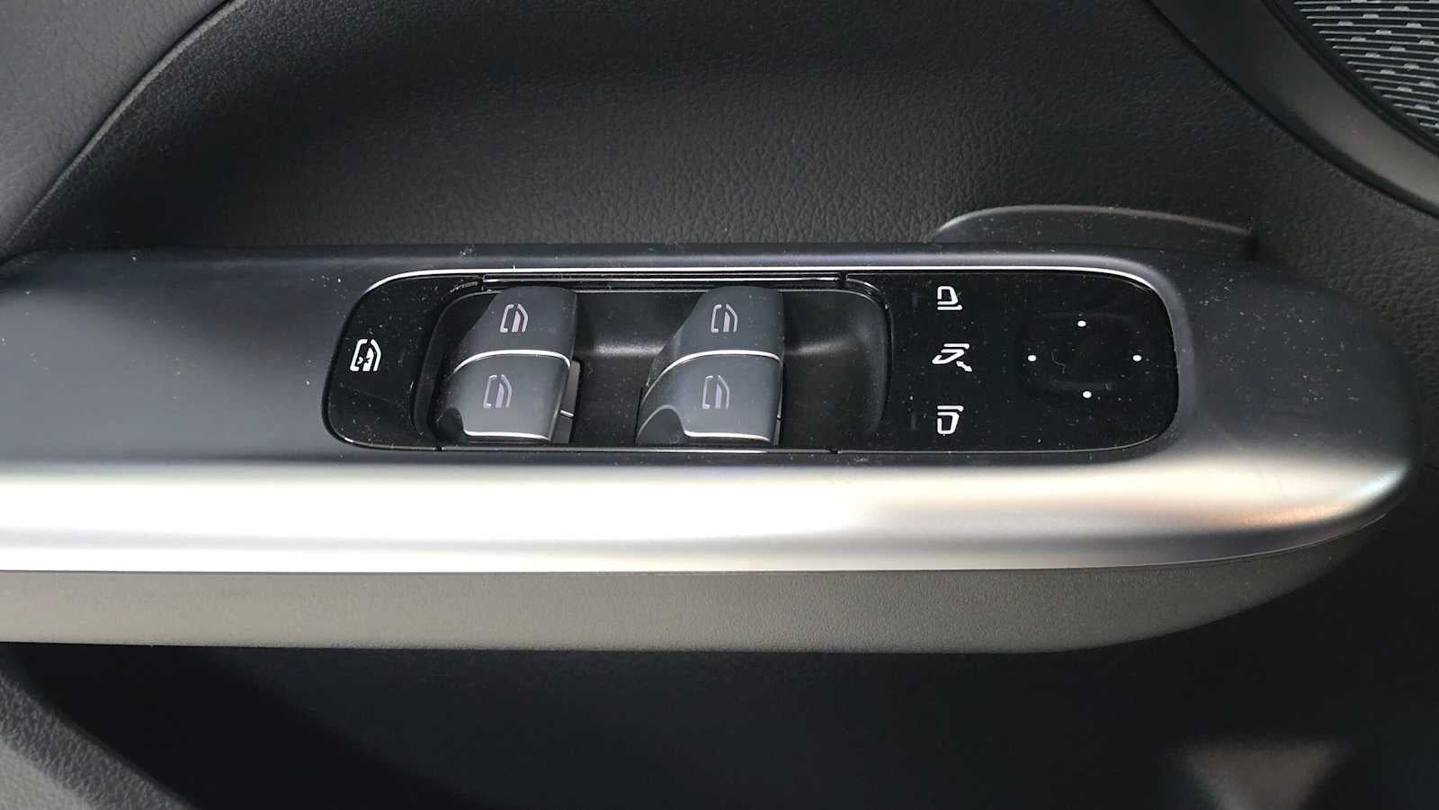2026 Mercedes-Benz C 300 4MATIC® Sedan