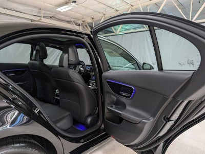 2025 Mercedes-Benz C 300 C 300