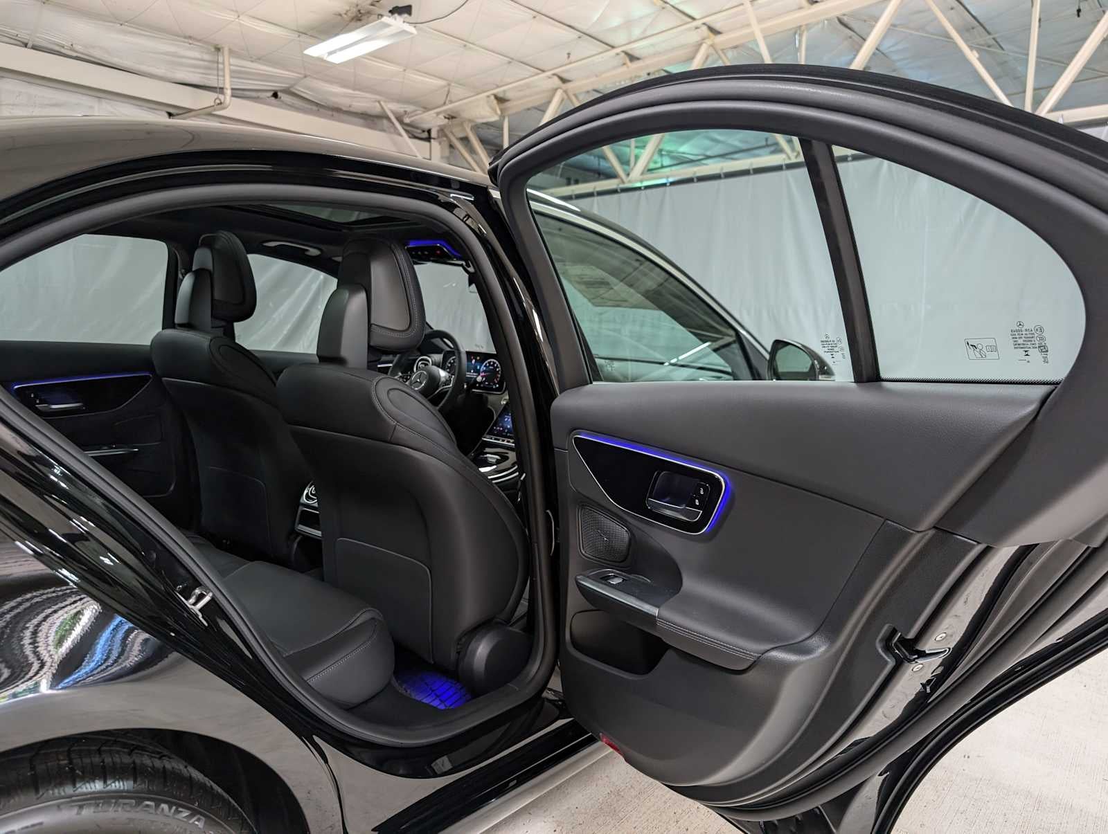 2025 Mercedes-Benz C 300 C 300