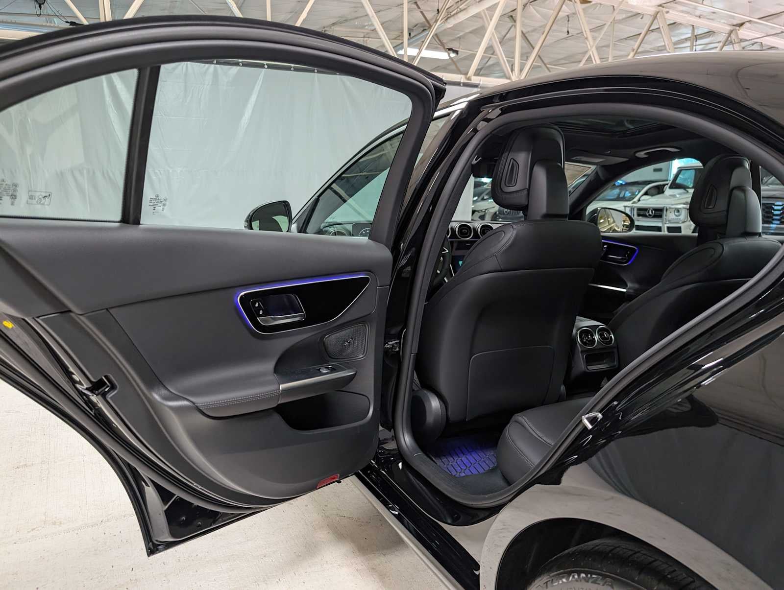 2025 Mercedes-Benz C 300 C 300