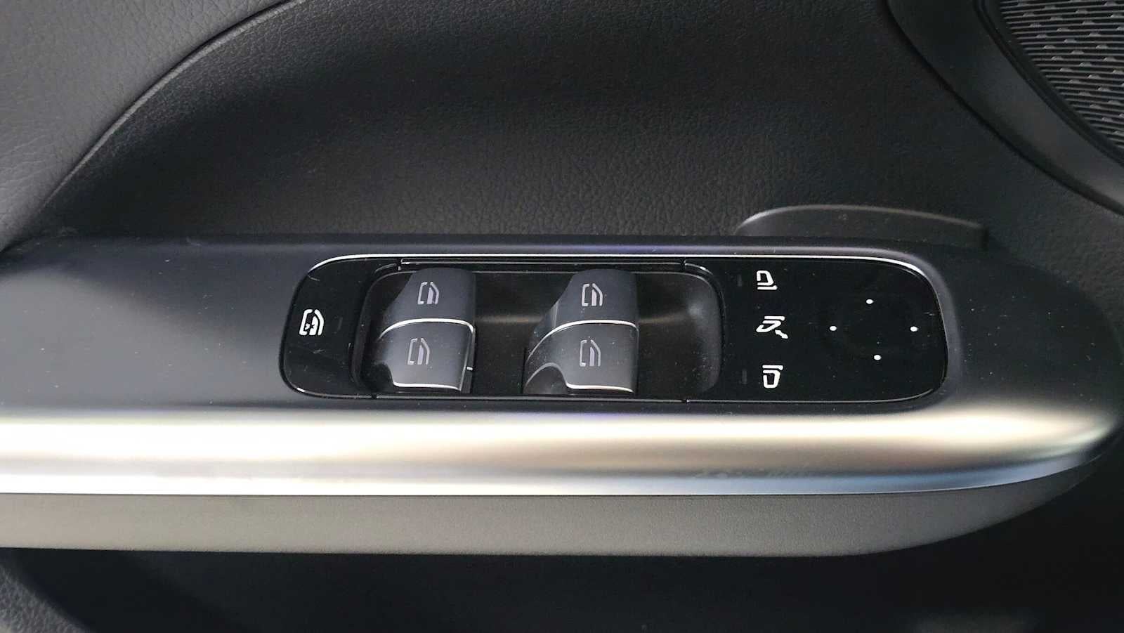2026 Mercedes-Benz C 300 4MATIC® Sedan