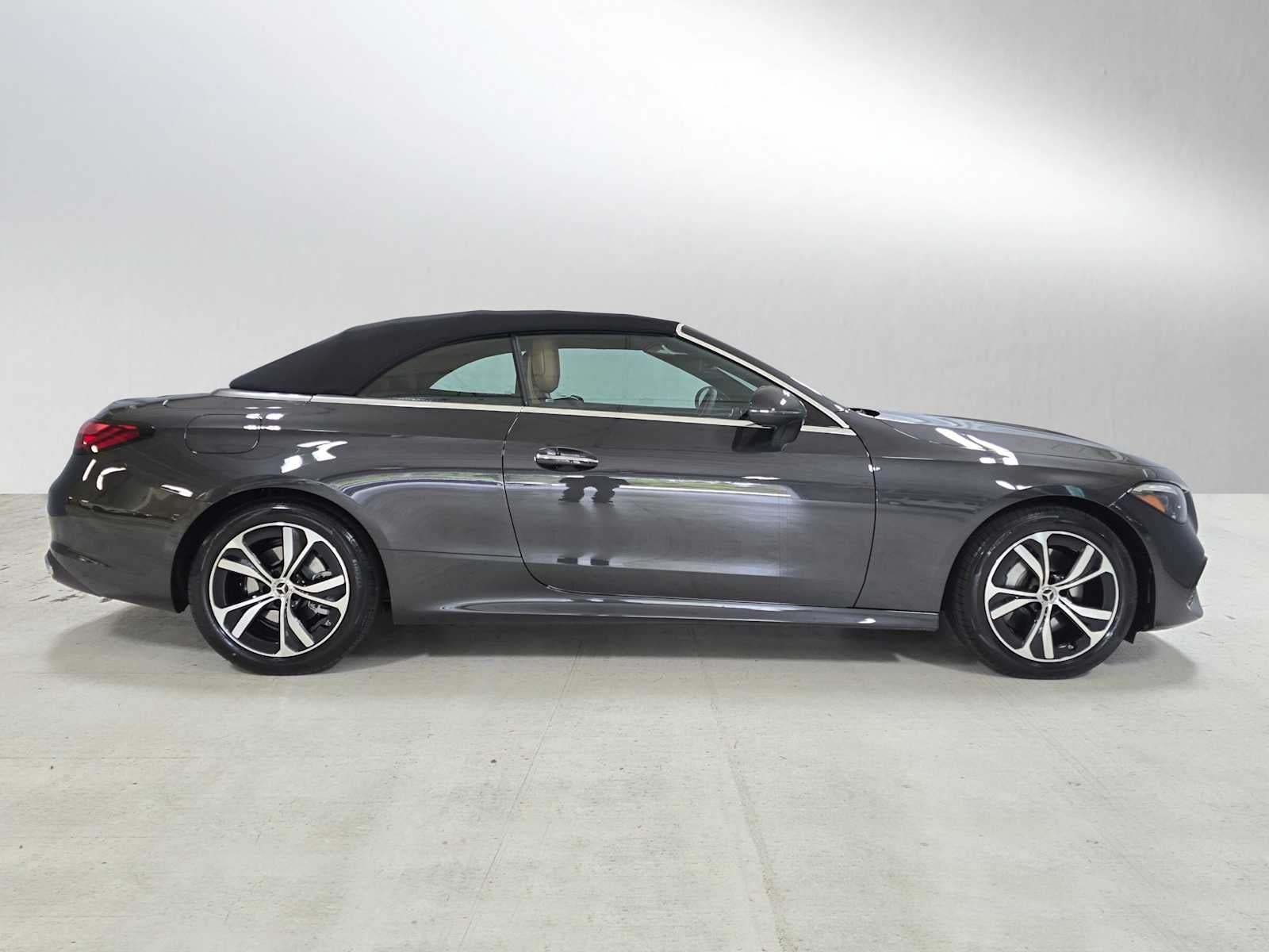 2026 Mercedes-Benz CLE 300 4MATIC® Cabriolet
