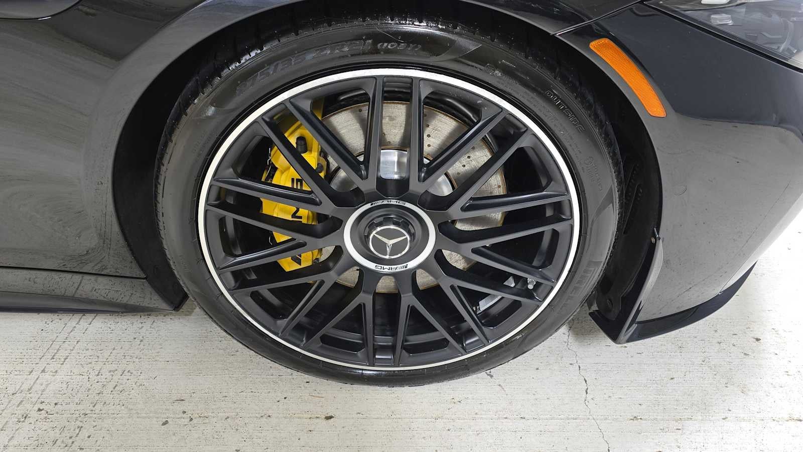 2022 Mercedes-Benz AMG® SL 63 Roadster