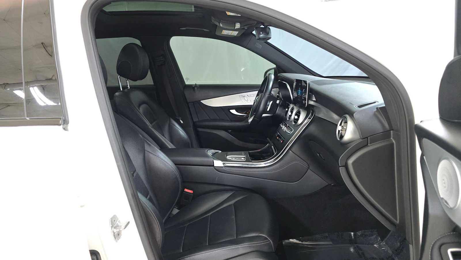 2021 Mercedes-Benz GLC 300 SUV
