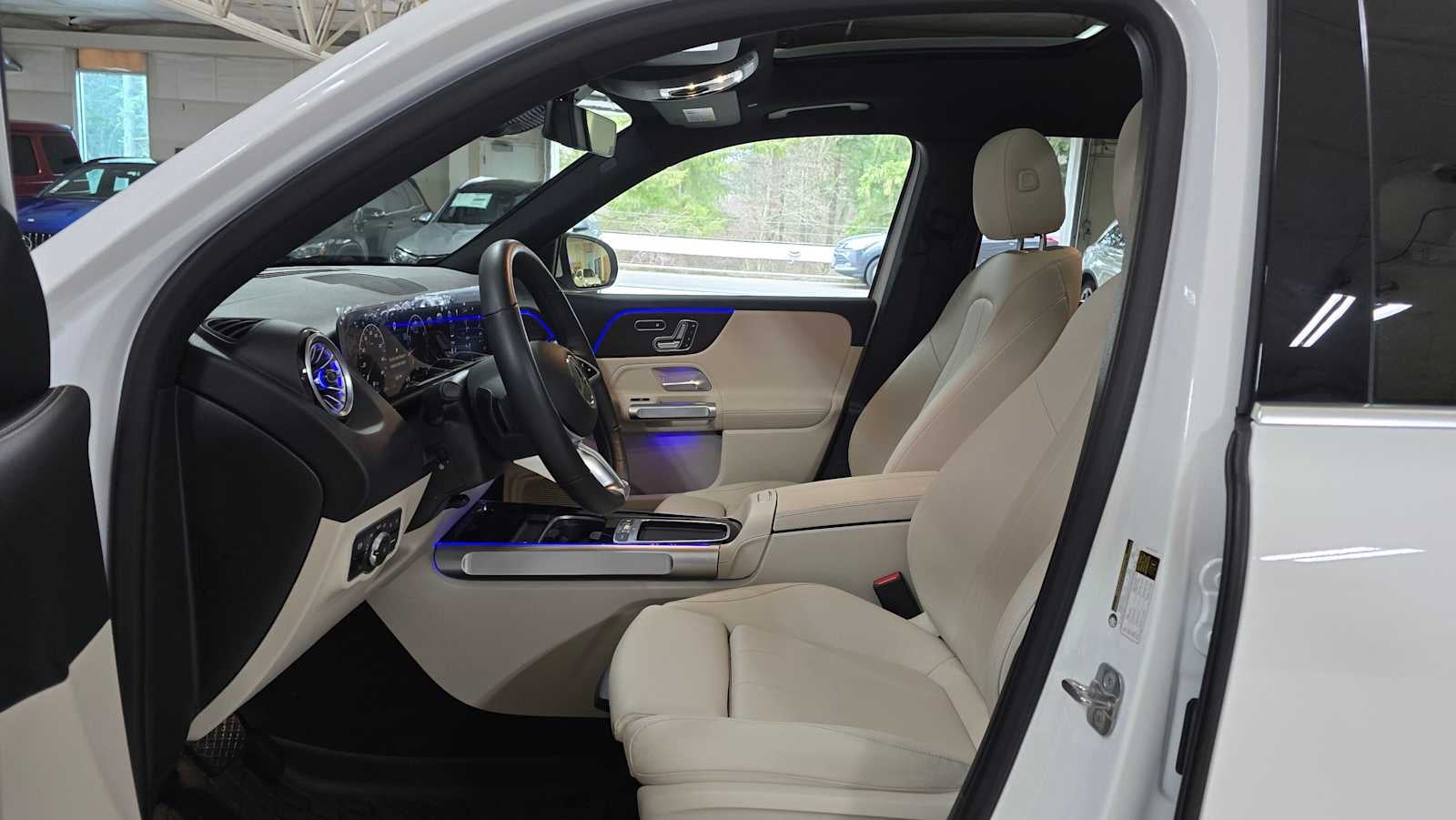 2025 Mercedes-Benz GLB 250 4MATIC® SUV