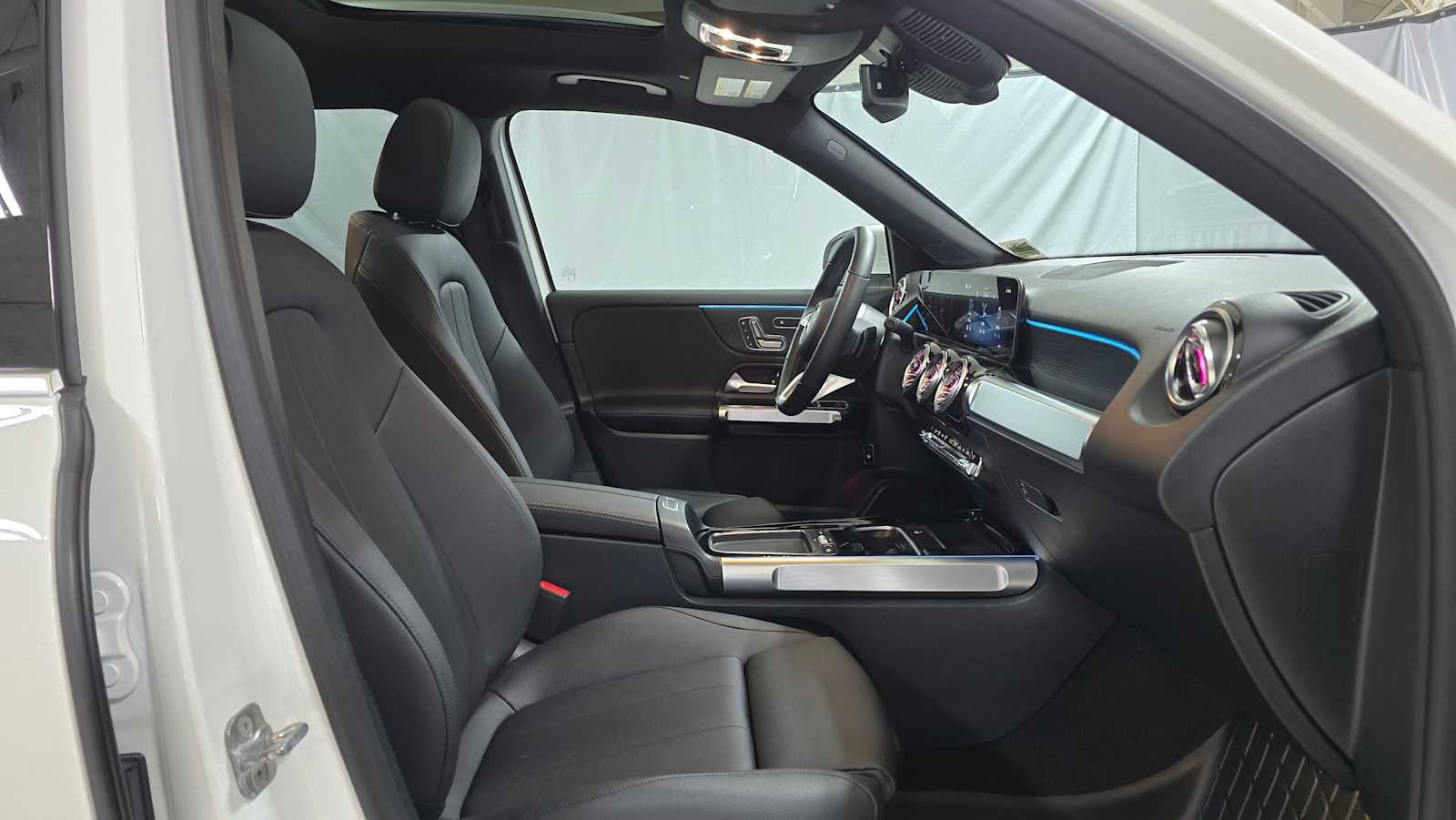 2025 Mercedes-Benz GLB 250 4MATIC® SUV