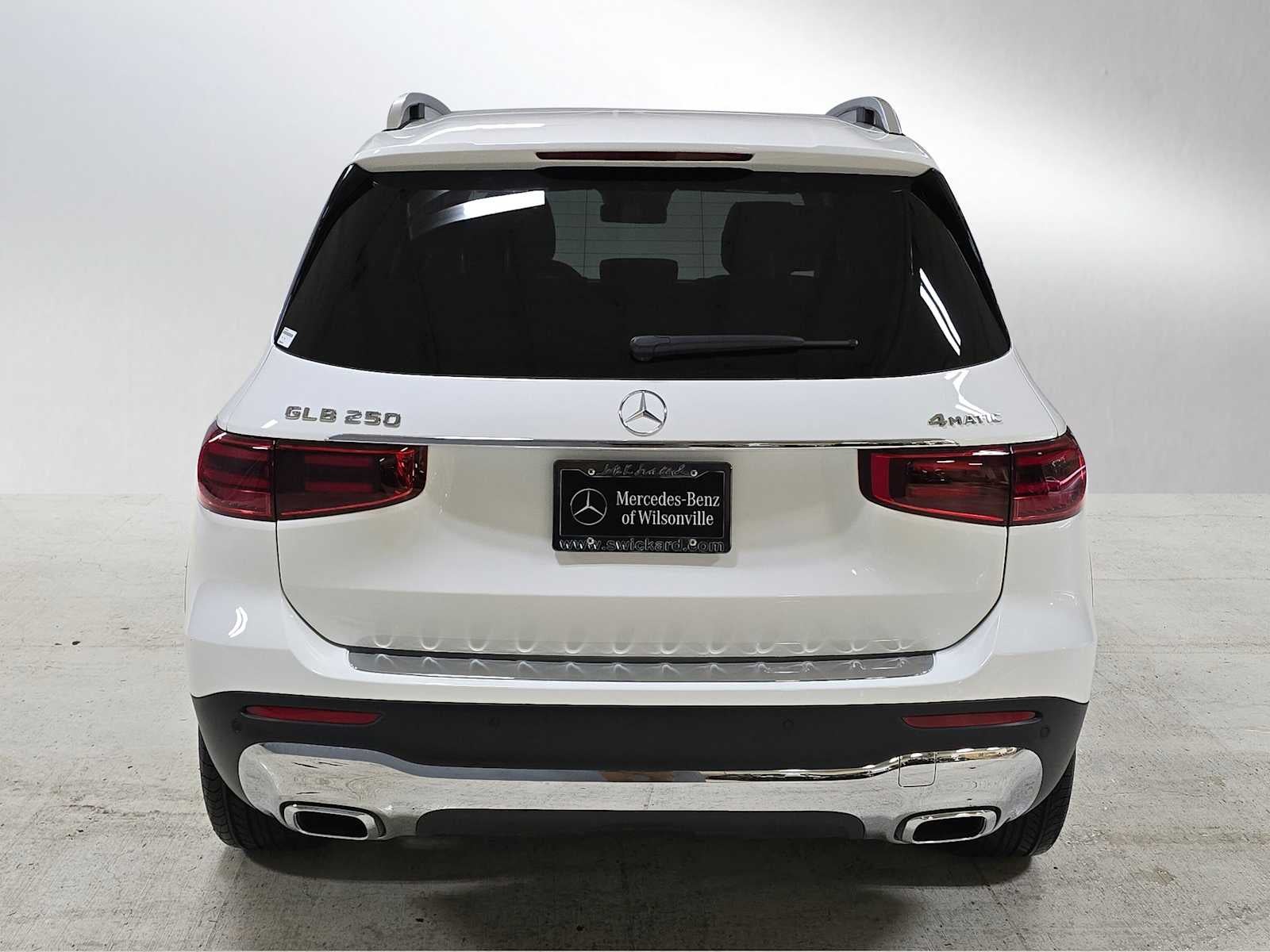 2025 Mercedes-Benz GLB 250 4MATIC® SUV