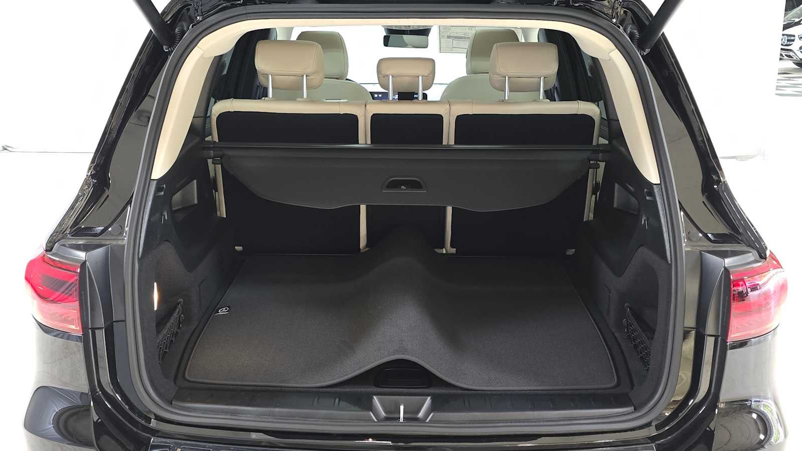2026 Mercedes-Benz GLB 250 4MATIC® SUV