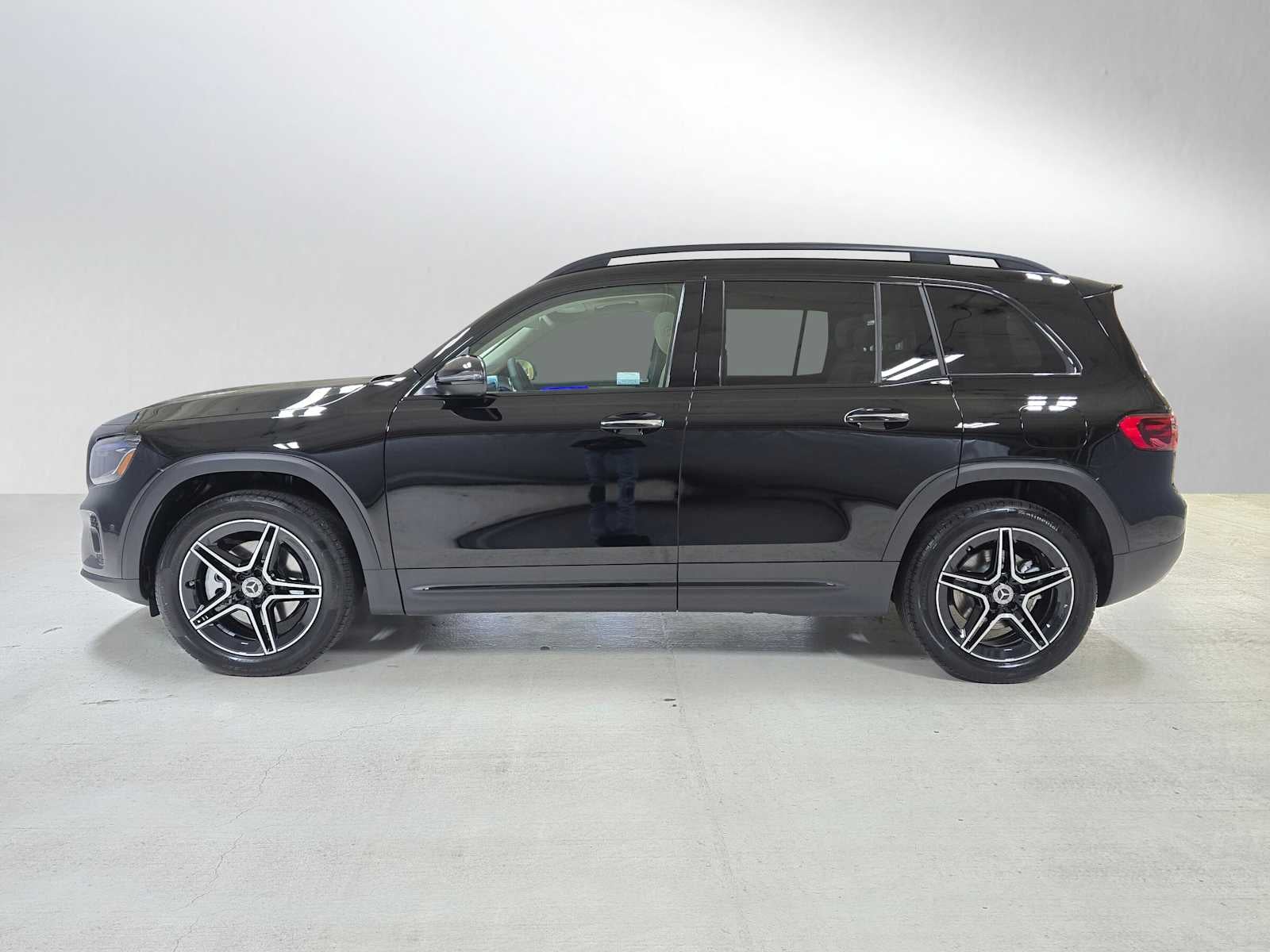 2026 Mercedes-Benz GLB 250 4MATIC® SUV