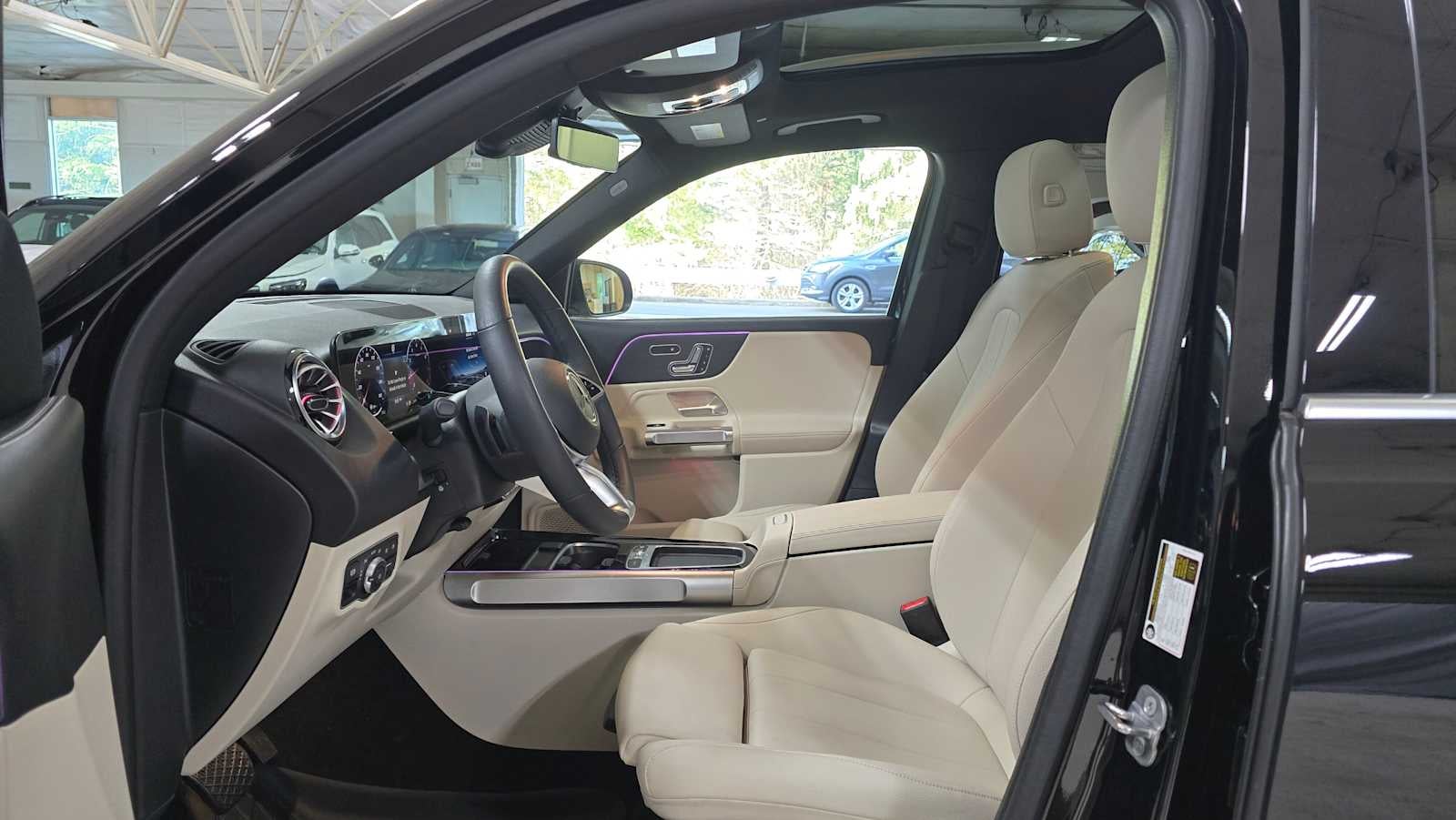 2025 Mercedes-Benz GLB 250 4MATIC® SUV