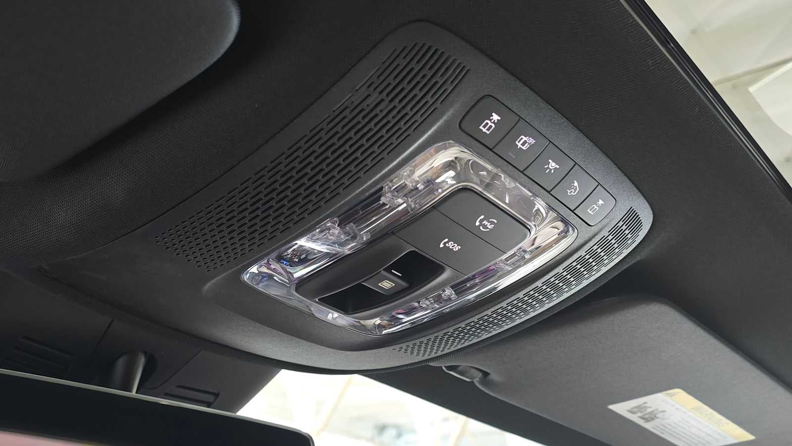 2025 Mercedes-Benz GLB 250 4MATIC® SUV