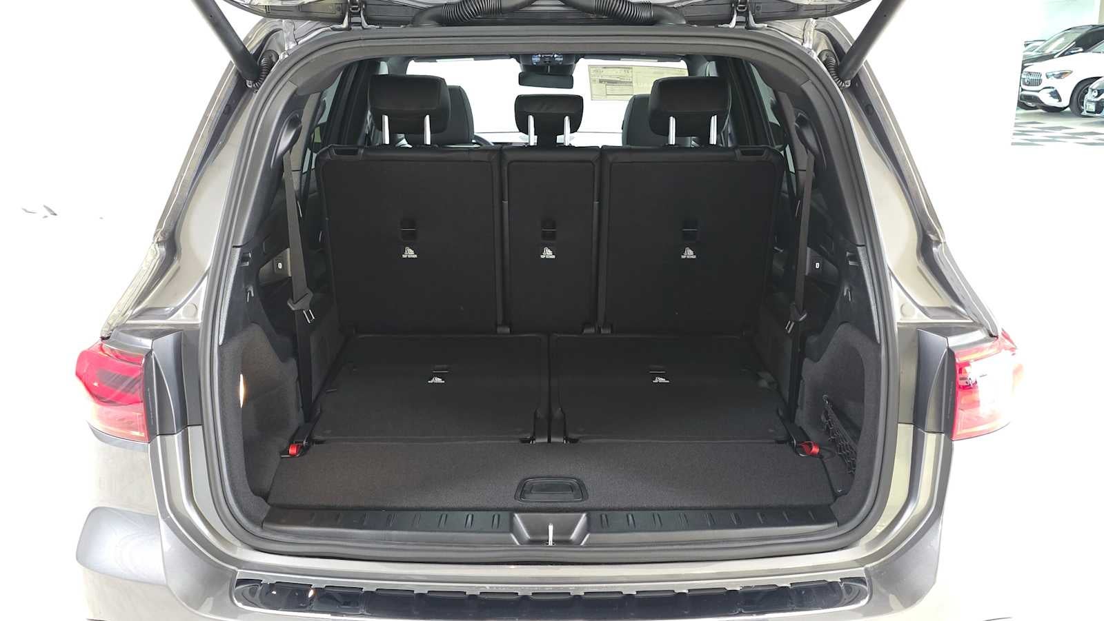2026 Mercedes-Benz GLB 250 4MATIC® SUV