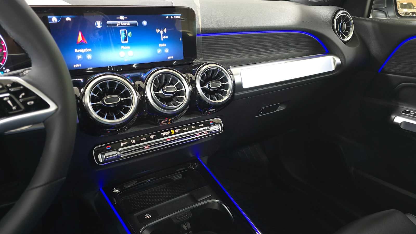 2026 Mercedes-Benz GLB 250 4MATIC® SUV