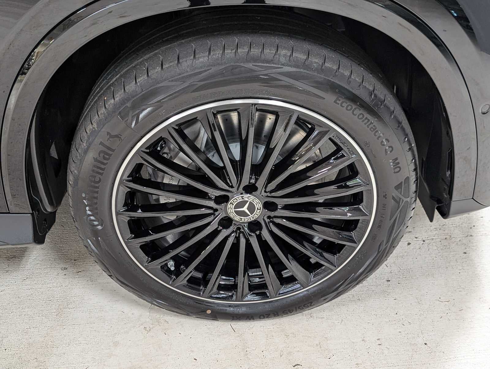 2025 Mercedes-Benz GLC GLC 300