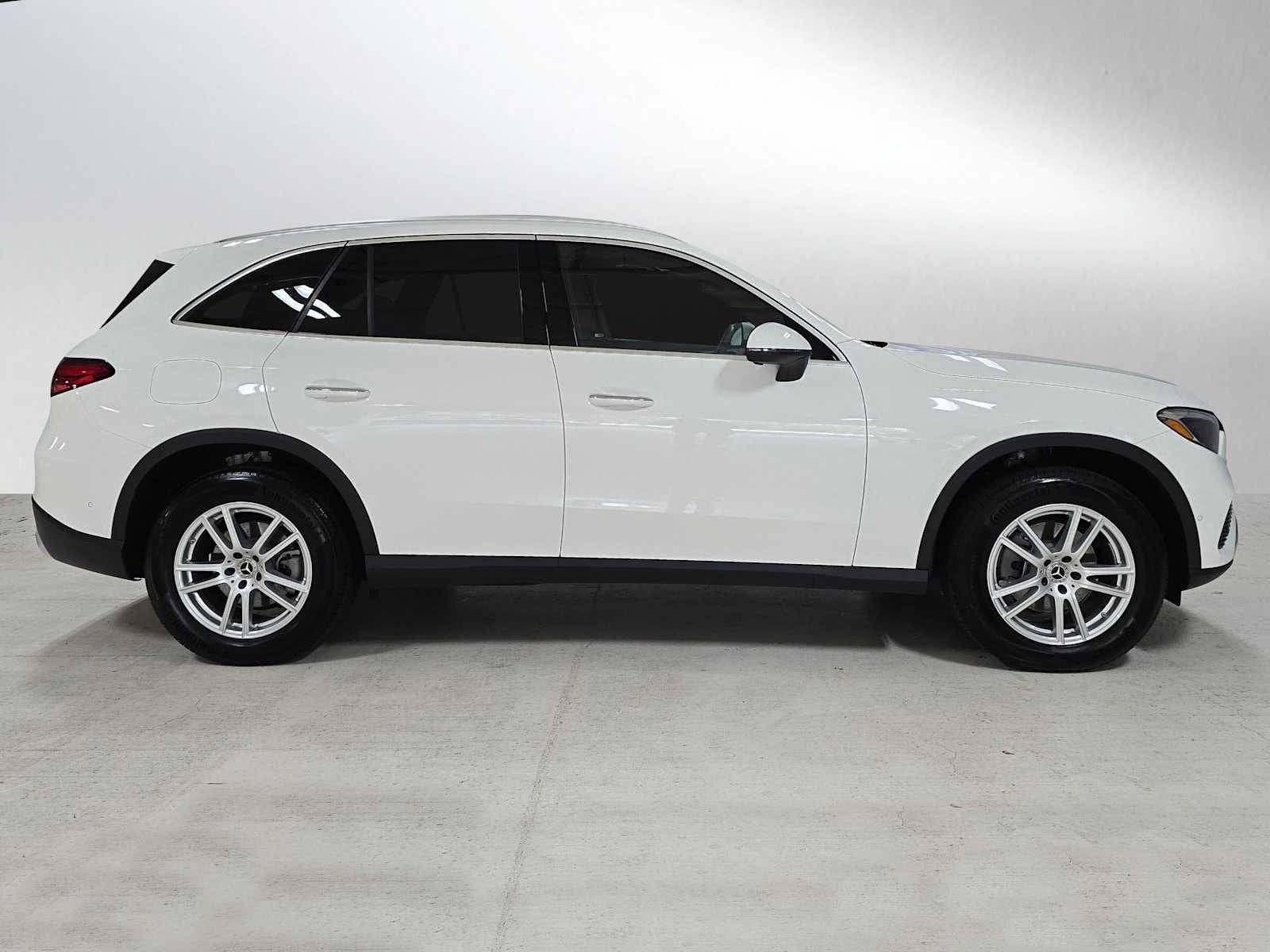 2025 Mercedes-Benz GLC GLC 300
