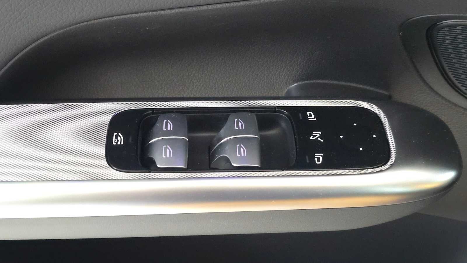 2026 Mercedes-Benz GLC 300 GLC 300