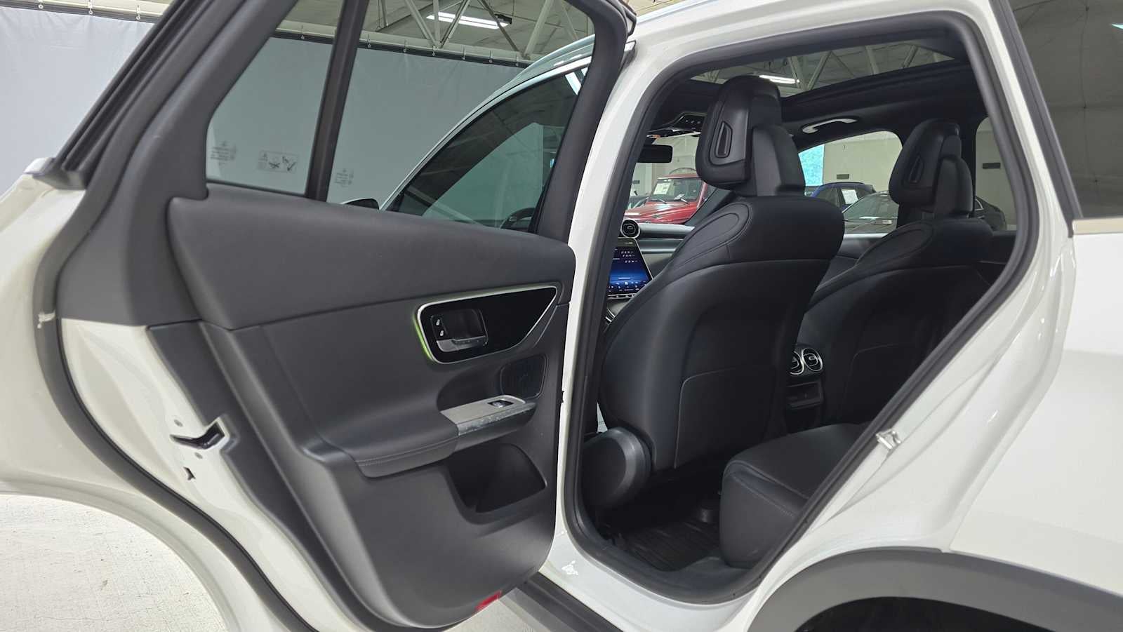 2025 Mercedes-Benz GLC GLC 300