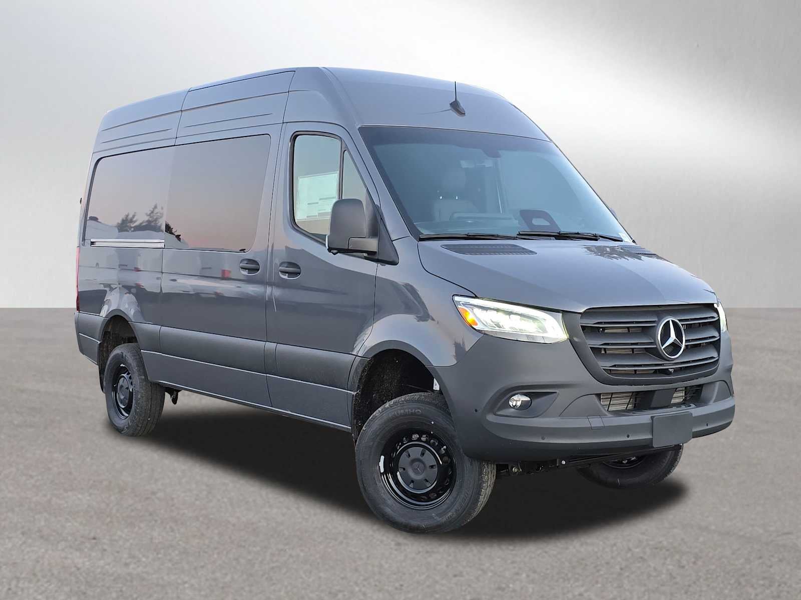2026 Mercedes-Benz Sprinter 2500 Standard Roof I4 Diesel HO 144" AWD