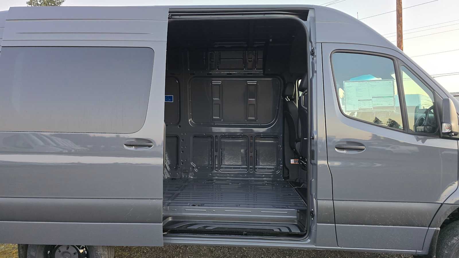 2026 Mercedes-Benz Sprinter 2500 Standard Roof I4 Diesel HO 144" AWD