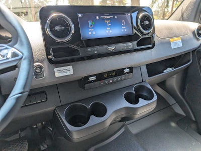 2025 Mercedes-Benz Sprinter 2500 Standard Roof I4 Diesel HO 144" AWD