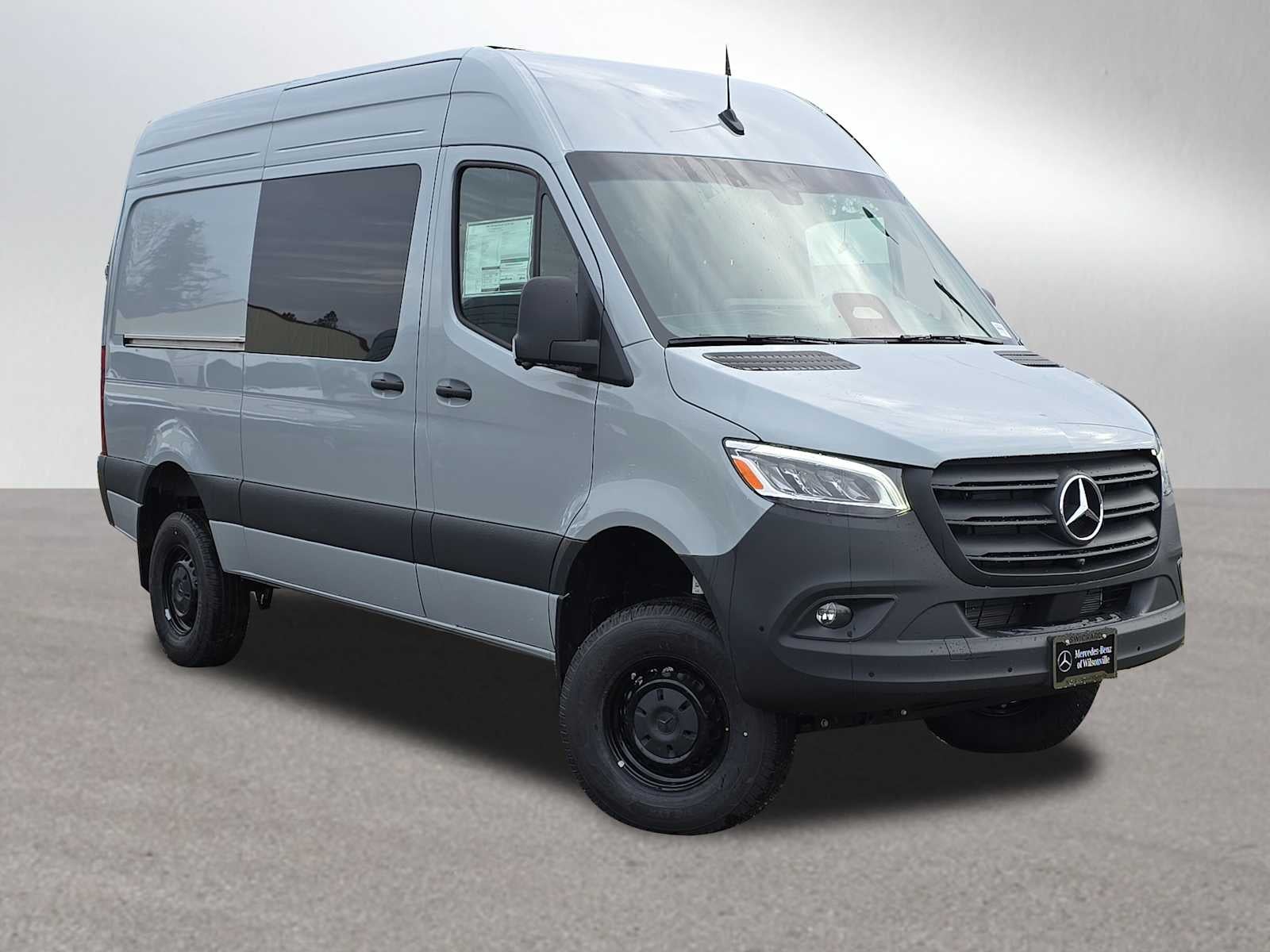 2026 Mercedes-Benz Sprinter 2500 Standard Roof I4 Diesel HO 144" AWD