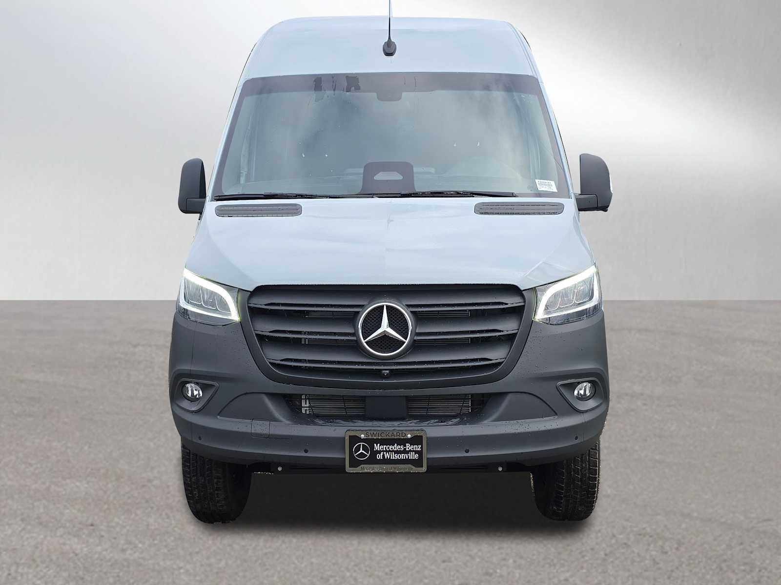 2026 Mercedes-Benz Sprinter 2500 Standard Roof I4 Diesel HO 144" AWD