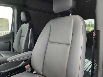 2026 Mercedes-Benz Sprinter 2500 Standard Roof I4 Diesel HO 144" AWD