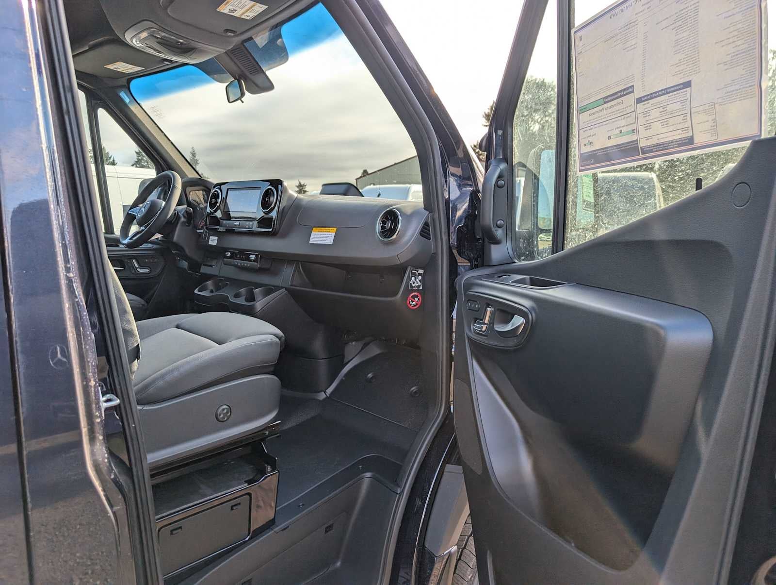 2025 Mercedes-Benz Sprinter 2500 High Roof I4 Diesel HO 170" AWD