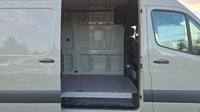 2026 Mercedes-Benz Sprinter 2500 High Roof I4 Diesel HO 170" AWD