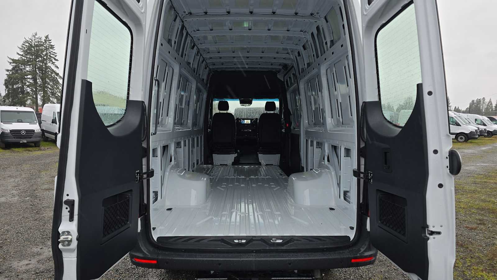 2026 Mercedes-Benz Sprinter 3500XD High Roof I4 Diesel HO 170" AWD